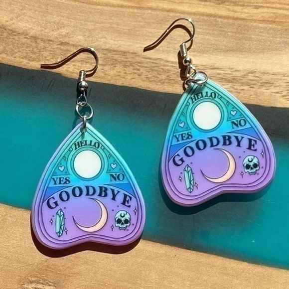 NWT Pink and blue Ouija board earrings - Picture 9 of 9